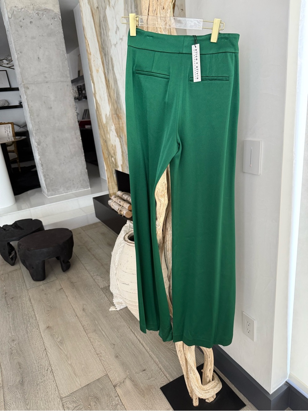 ALICE AND OLIVIA Elegant Green Wide-Leg Dress Pants - Picture 5 of 17